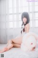 Coser @ 桜 桃 喵 Vol.014: 冬眠 2018 系列 - 纯白 私房 (46 photos)